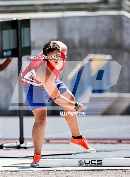 Thumbnail 2 in West Coast Relays photogallery.