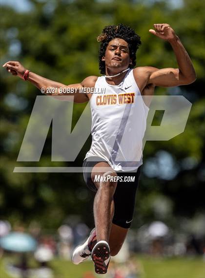 Thumbnail 2 in West Coast Relays photogallery.