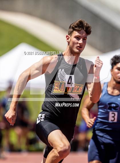 Thumbnail 1 in West Coast Relays photogallery.