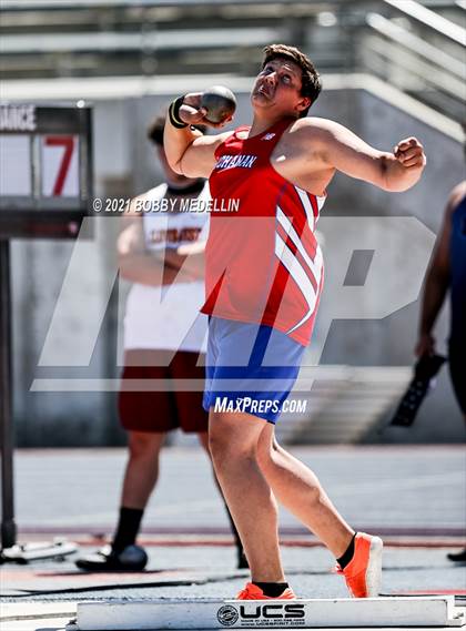 Thumbnail 3 in West Coast Relays photogallery.