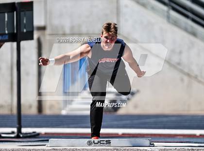 Thumbnail 2 in West Coast Relays photogallery.