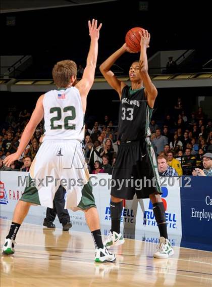 Thumbnail 3 in Royal vs. Inglewood (CIF SS D2AA Final) photogallery.