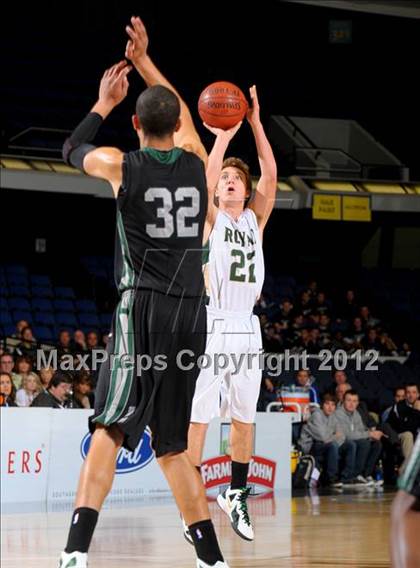 Thumbnail 1 in Royal vs. Inglewood (CIF SS D2AA Final) photogallery.
