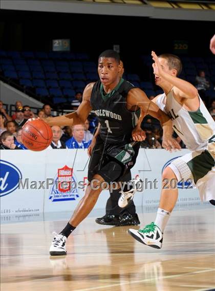 Thumbnail 1 in Royal vs. Inglewood (CIF SS D2AA Final) photogallery.