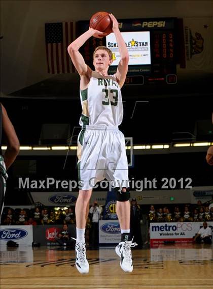 Thumbnail 3 in Royal vs. Inglewood (CIF SS D2AA Final) photogallery.