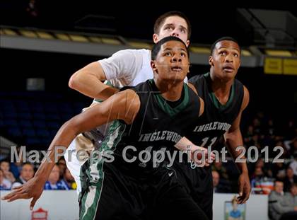 Thumbnail 1 in Royal vs. Inglewood (CIF SS D2AA Final) photogallery.