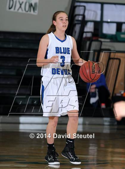 Thumbnail 3 in Roseville vs. Davis (Ram Jam Winter Classic) photogallery.