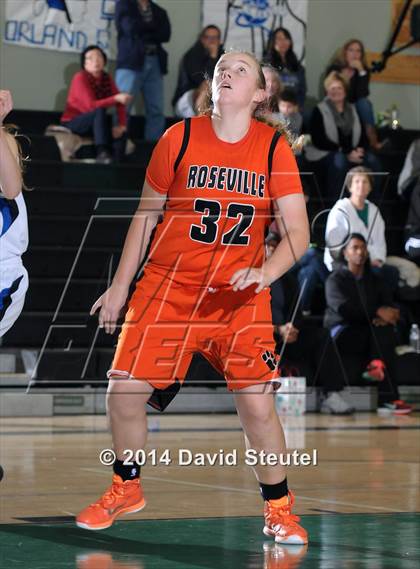 Thumbnail 1 in Roseville vs. Davis (Ram Jam Winter Classic) photogallery.