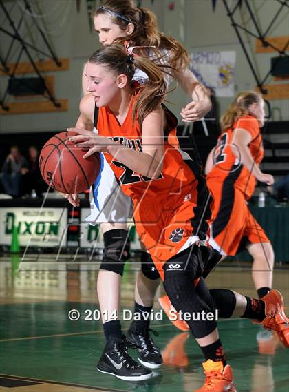 Thumbnail 1 in Roseville vs. Davis (Ram Jam Winter Classic) photogallery.