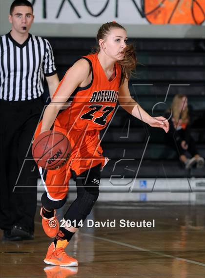 Thumbnail 1 in Roseville vs. Davis (Ram Jam Winter Classic) photogallery.