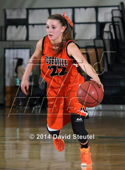 Thumbnail 2 in Roseville vs. Davis (Ram Jam Winter Classic) photogallery.
