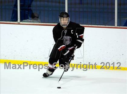 Thumbnail 1 in Marquette vs. Rockwood Summit photogallery.