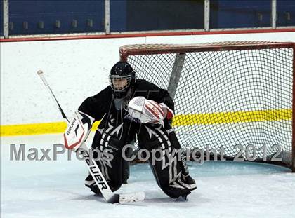 Thumbnail 3 in Marquette vs. Rockwood Summit photogallery.