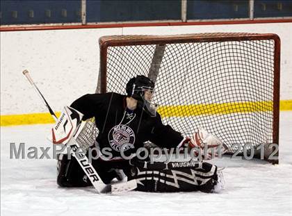 Thumbnail 1 in Marquette vs. Rockwood Summit photogallery.
