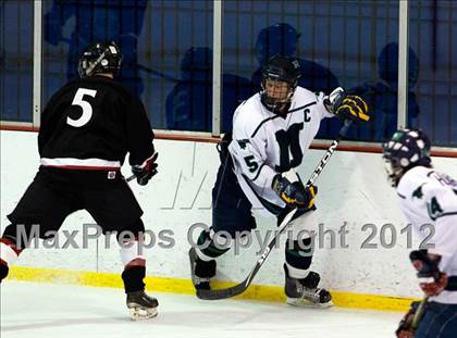 Thumbnail 3 in Marquette vs. Rockwood Summit photogallery.