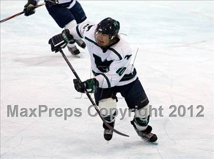 Thumbnail 3 in Marquette vs. Rockwood Summit photogallery.