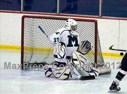 Thumbnail 2 in Marquette vs. Rockwood Summit photogallery.