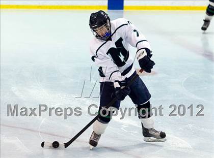 Thumbnail 2 in Marquette vs. Rockwood Summit photogallery.