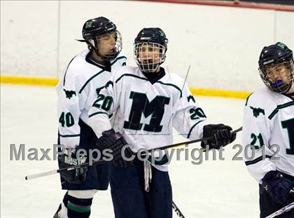 Thumbnail 3 in Marquette vs. Rockwood Summit photogallery.