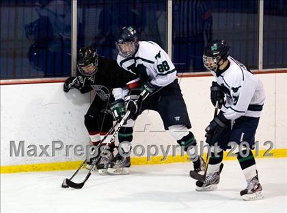 Thumbnail 3 in Marquette vs. Rockwood Summit photogallery.