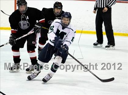 Thumbnail 3 in Marquette vs. Rockwood Summit photogallery.