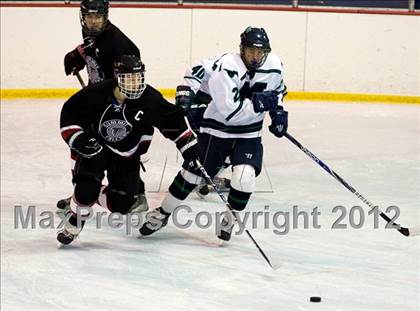 Thumbnail 2 in Marquette vs. Rockwood Summit photogallery.