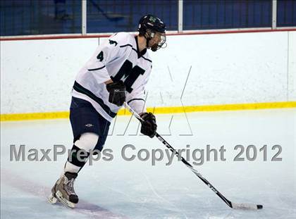 Thumbnail 1 in Marquette vs. Rockwood Summit photogallery.