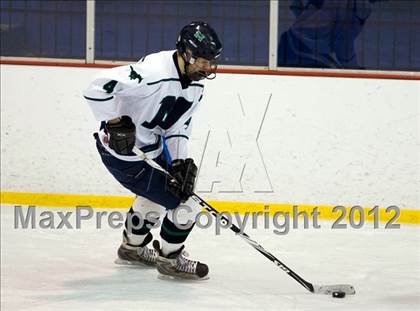 Thumbnail 2 in Marquette vs. Rockwood Summit photogallery.