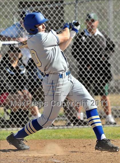 Thumbnail 2 in Bishop Amat @ Bishop Montgomery photogallery.