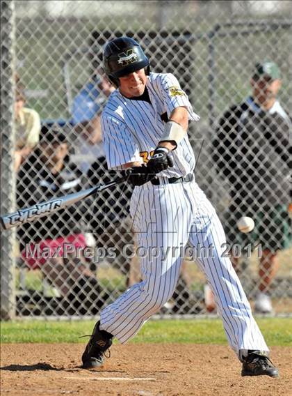 Thumbnail 3 in Bishop Amat @ Bishop Montgomery photogallery.