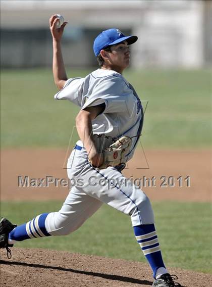 Thumbnail 3 in Bishop Amat @ Bishop Montgomery photogallery.