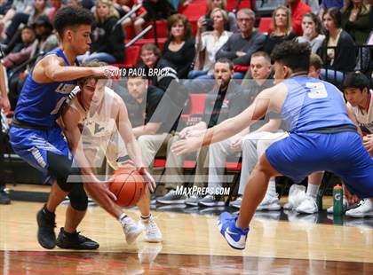 Thumbnail 3 in Lake Travis vs Lehman photogallery.