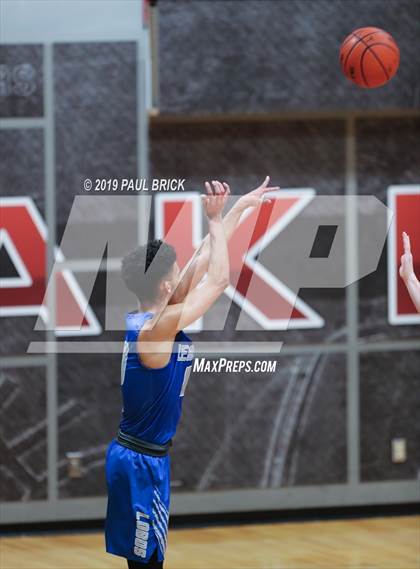 Thumbnail 2 in Lake Travis vs Lehman photogallery.