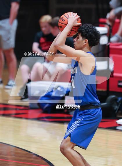 Thumbnail 2 in Lake Travis vs Lehman photogallery.
