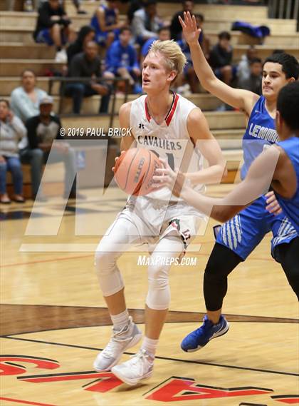 Thumbnail 1 in Lake Travis vs Lehman photogallery.