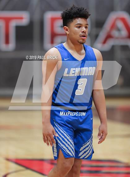 Thumbnail 2 in Lake Travis vs Lehman photogallery.