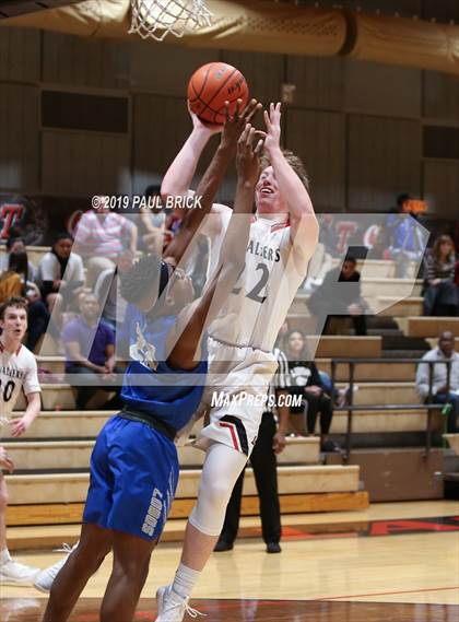 Thumbnail 1 in Lake Travis vs Lehman photogallery.