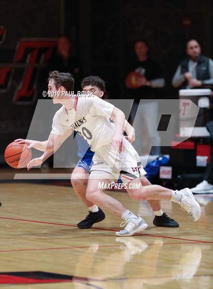 Thumbnail 1 in Lake Travis vs Lehman photogallery.