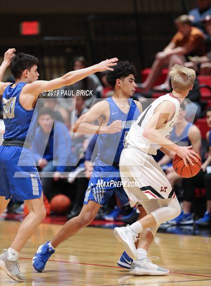 Thumbnail 3 in Lake Travis vs Lehman photogallery.