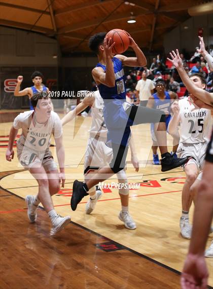 Thumbnail 3 in Lake Travis vs Lehman photogallery.
