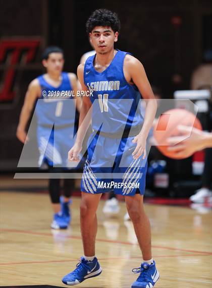Thumbnail 3 in Lake Travis vs Lehman photogallery.