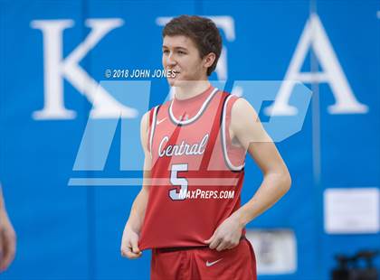 Thumbnail 2 in Hunterdon Central @ North Bergen (Metro Classic) photogallery.