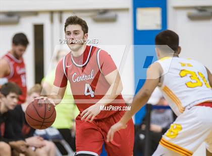 Thumbnail 2 in Hunterdon Central @ North Bergen (Metro Classic) photogallery.