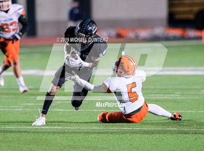 Thumbnail 2 in Burbank @ Harlan (UIL 5A Bi-District Playoff) photogallery.