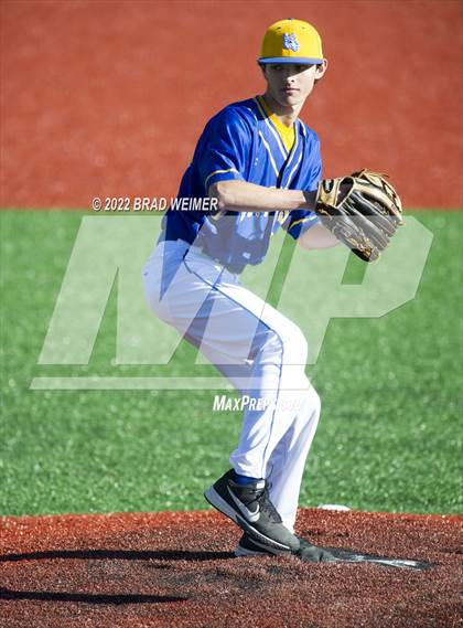 Thumbnail 3 in St. Paul's vs E.D. White (Michael Robertson Memorial Tournament) photogallery.