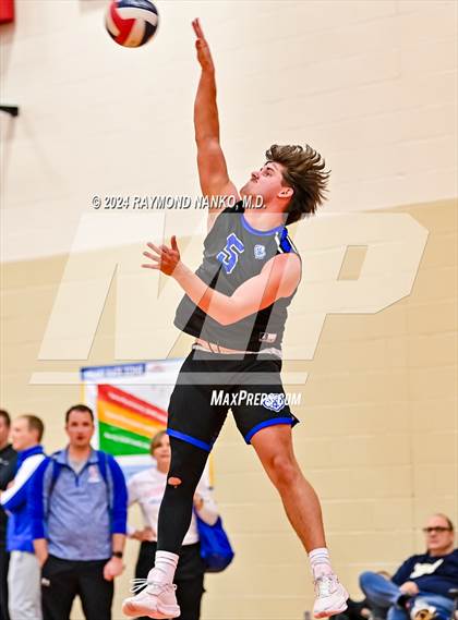 Thumbnail 3 in Hamilton Southeastern @ Fishers photogallery.