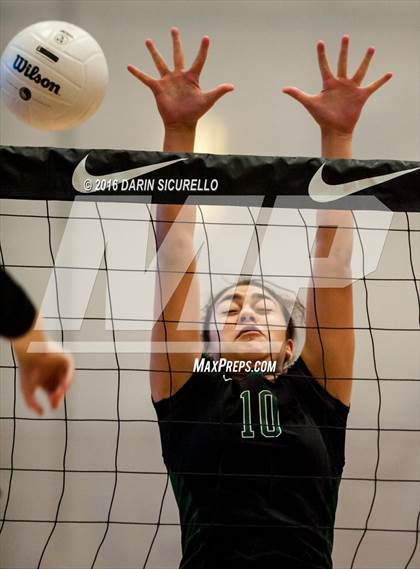 Thumbnail 2 in Emerald Ridge vs. Campo Verde (Nike Tournament of Champions) photogallery.