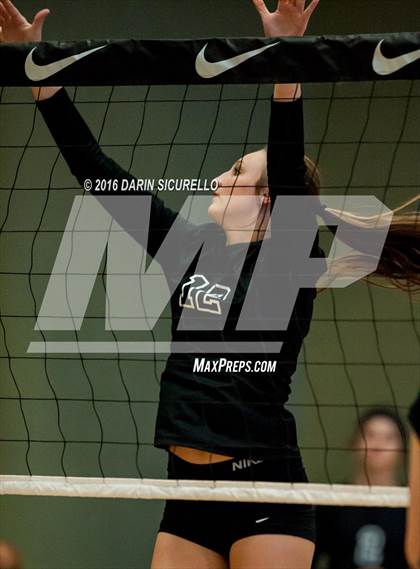 Thumbnail 2 in Emerald Ridge vs. Campo Verde (Nike Tournament of Champions) photogallery.