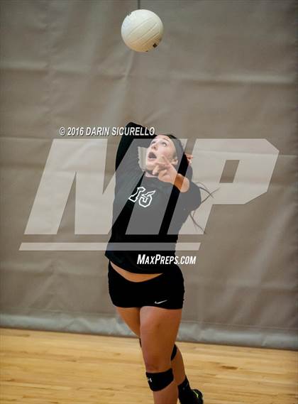 Thumbnail 2 in Emerald Ridge vs. Campo Verde (Nike Tournament of Champions) photogallery.