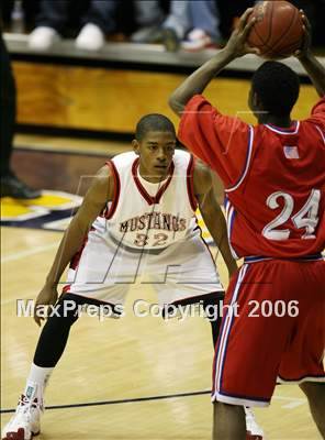 Thumbnail 3 in San Leandro vs Monte Vista (Salesian-Pinole Valley Holiday Classic) photogallery.